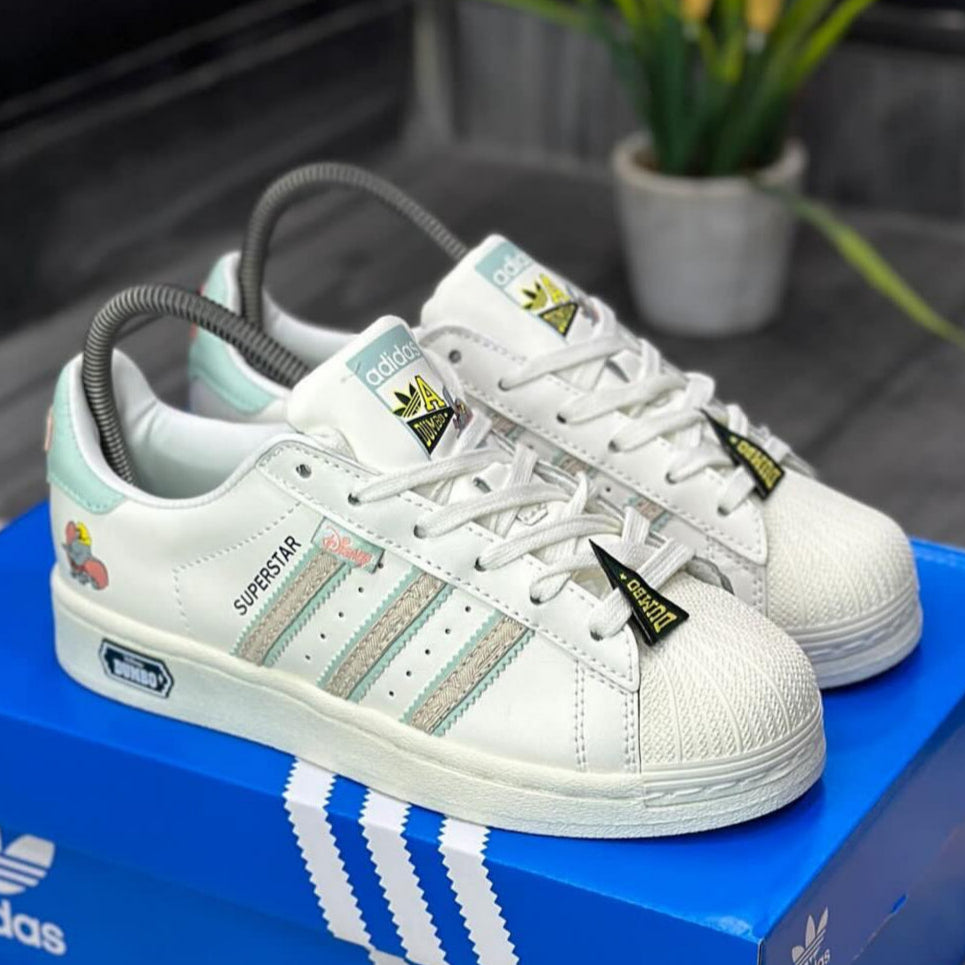 SUPERSTAR