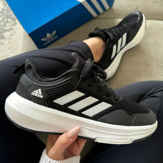ADIDAS BOUNCE